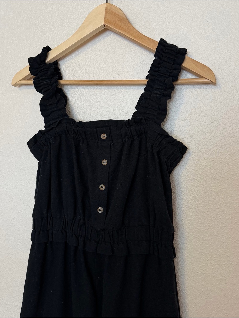 Black Ruffled Strap Midi jumpsuit - Picture 2 of 3